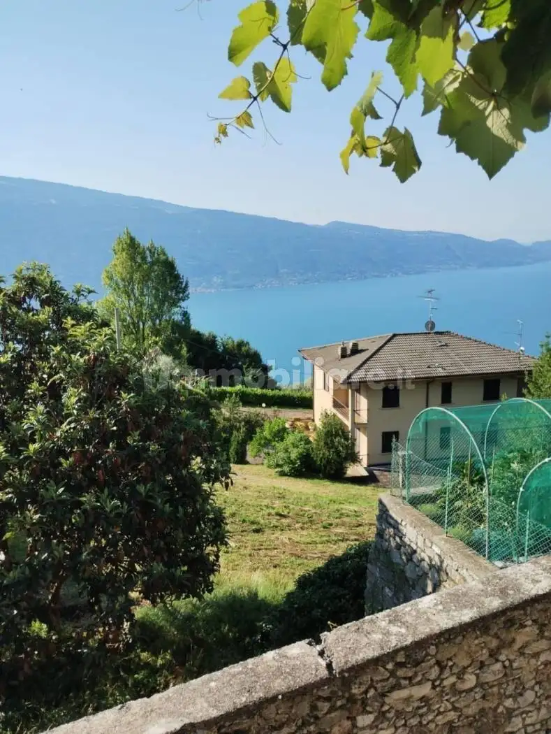 Appartamento in vendita a Tignale