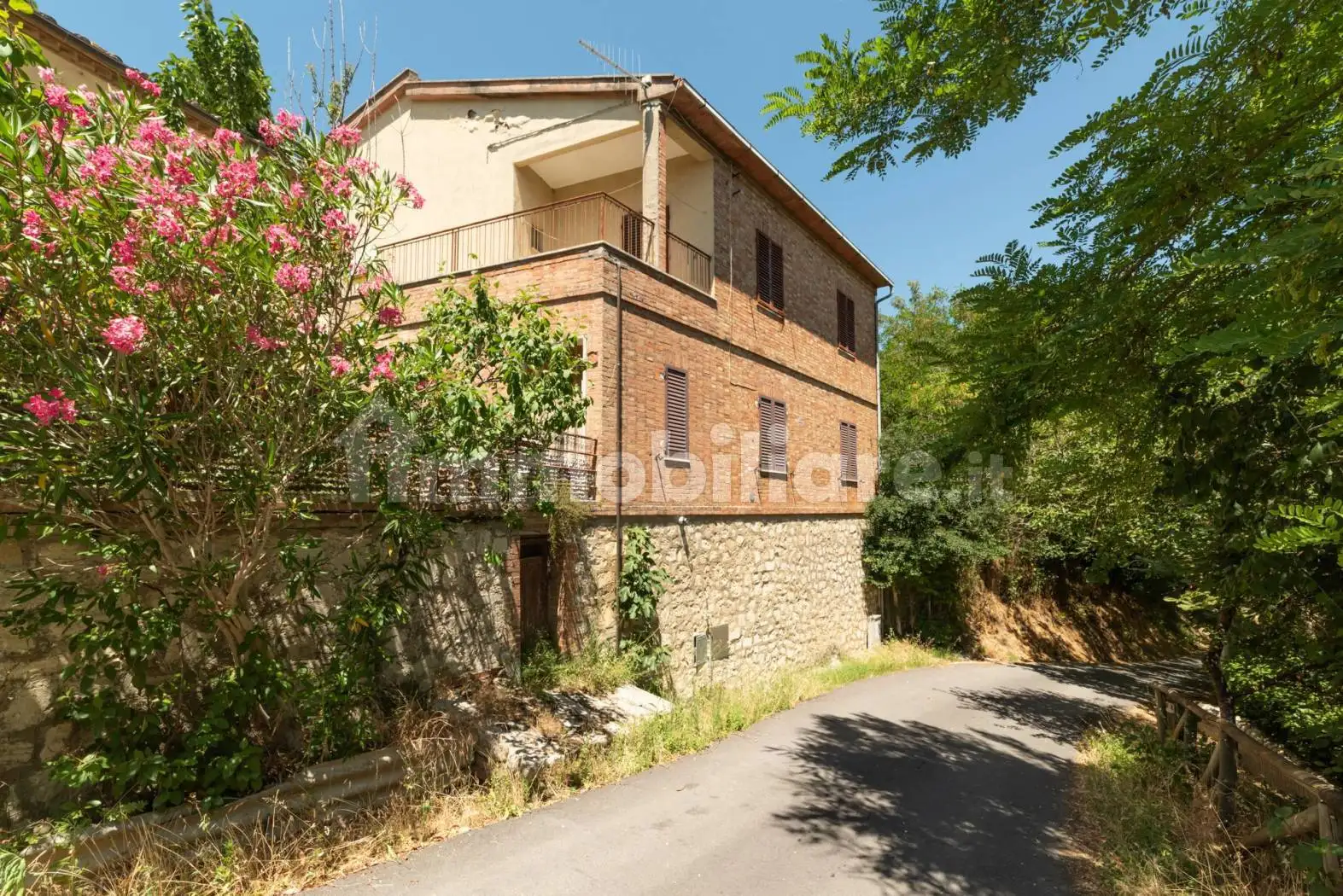 Appartamento in vendita a Montalcino