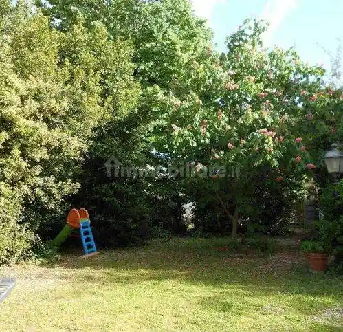 Villa in vendita a Livorno