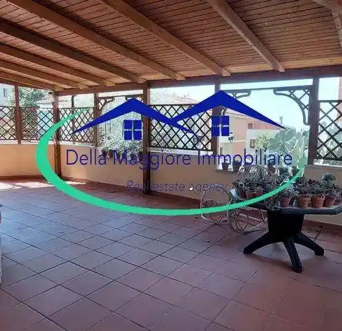 Villa in vendita a Livorno