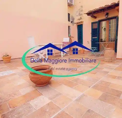 Appartamento in vendita a Livorno