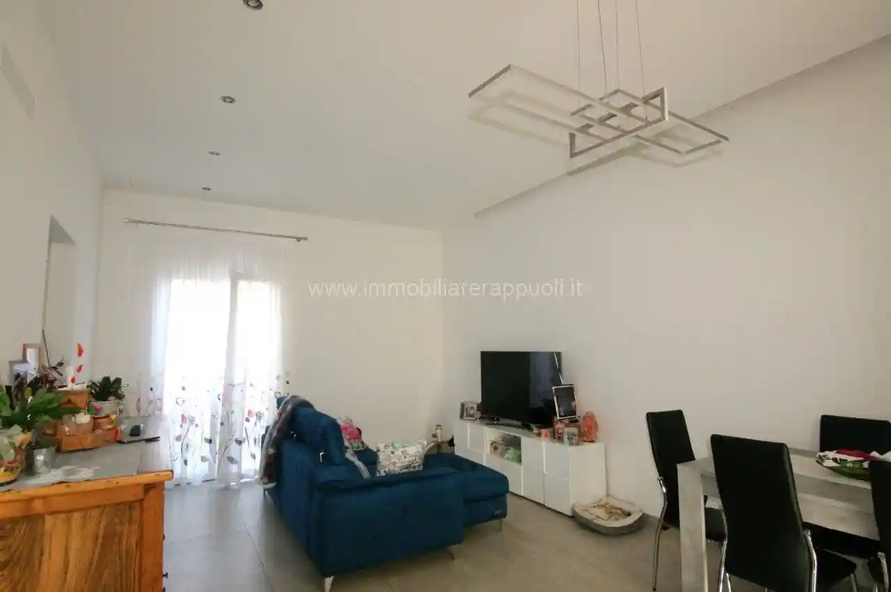 Casa indipendente in vendita a Sinalunga