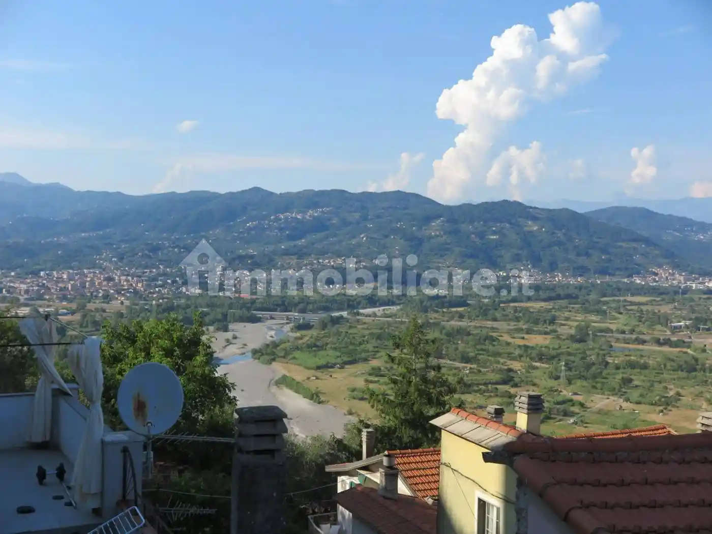 Casa indipendente in vendita a Vezzano Ligure