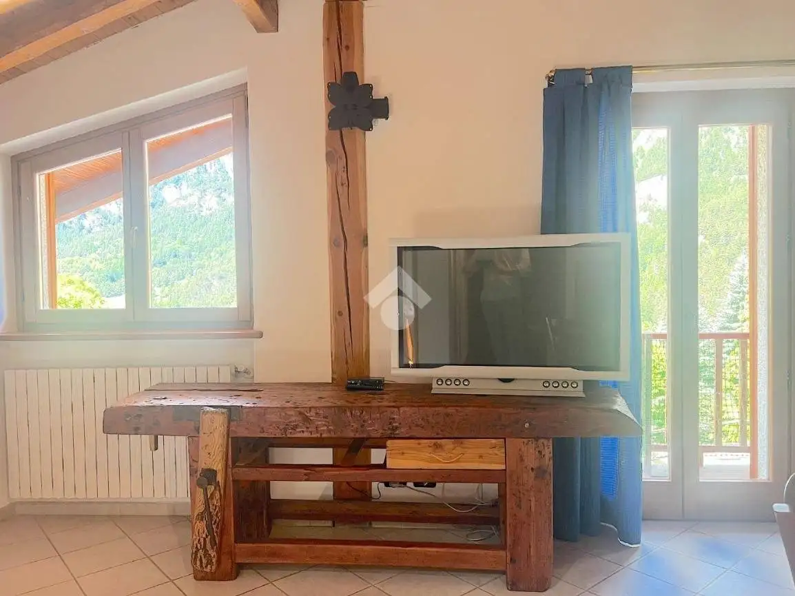 Trilocale frazione Mollieres 6, Mollieres, Cesana Torinese - foto 4