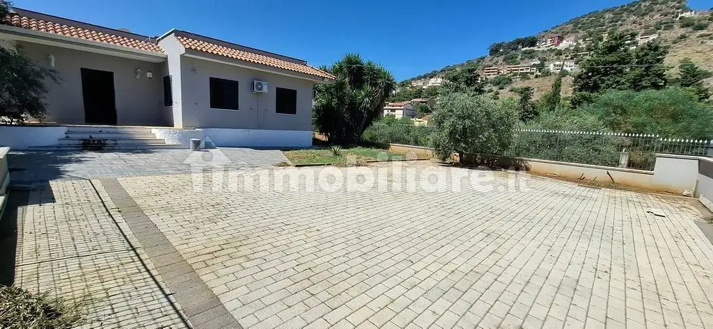 Villa in vendita a Carini