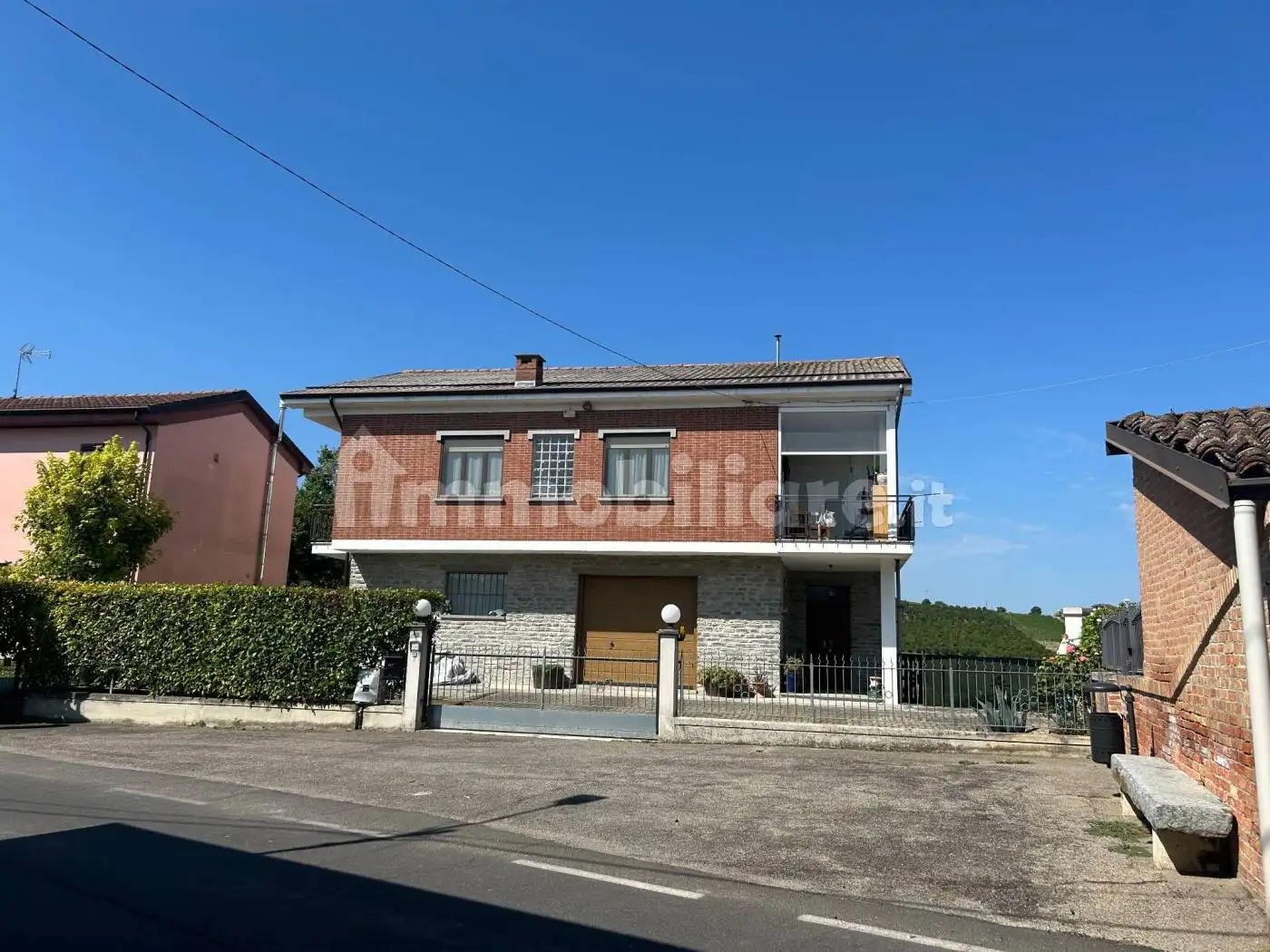 Villa unifamiliare via Maestra 42, Coazzolo - foto 3