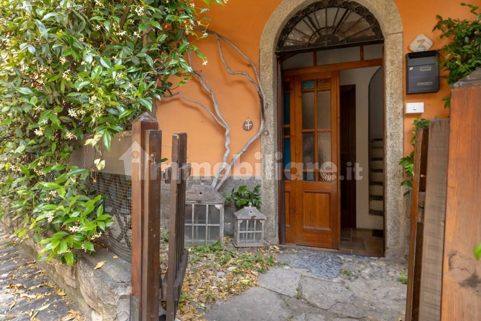 Casa indipendente in vendita a Sala Comacina