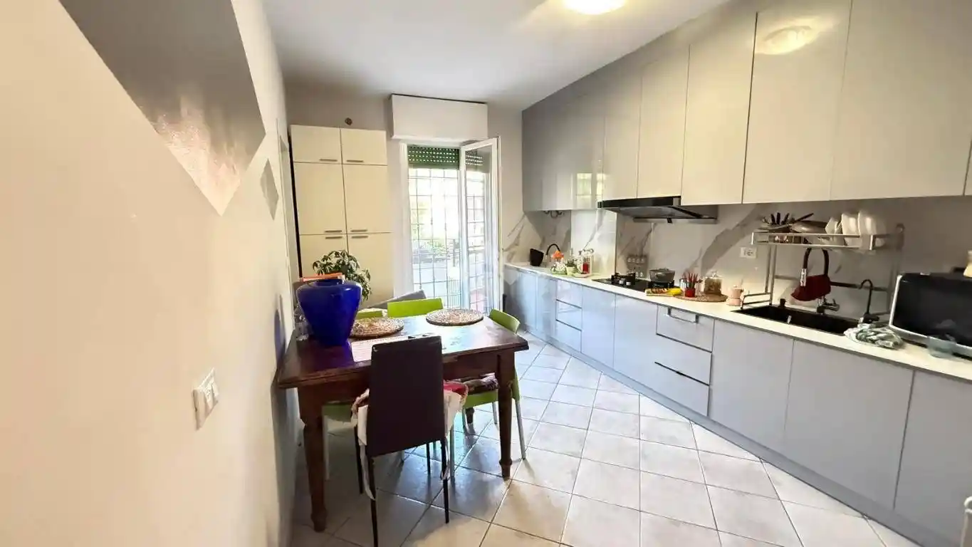 Appartamento in vendita a Desenzano del Garda