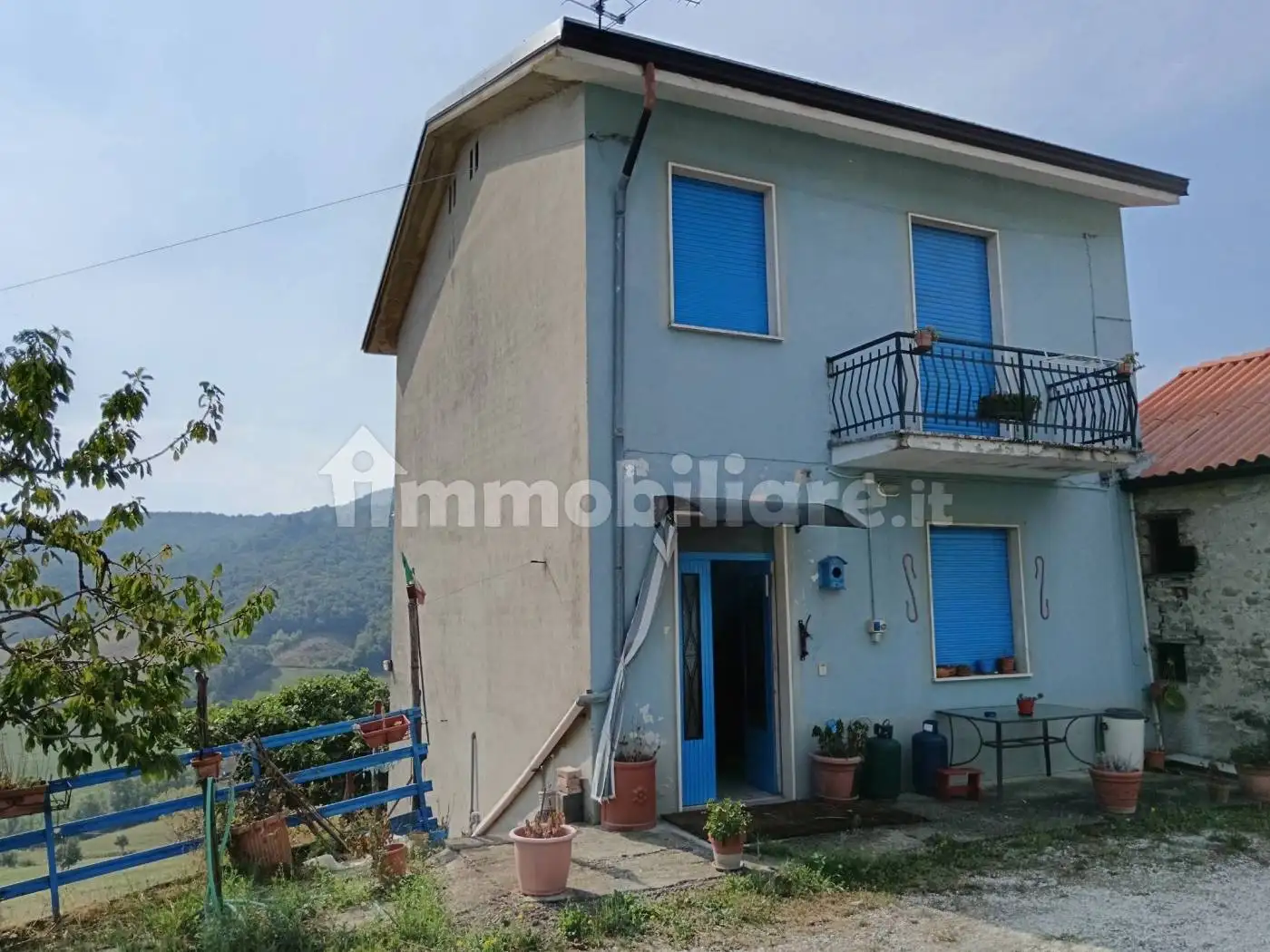 Casa indipendente in vendita a Piozzano