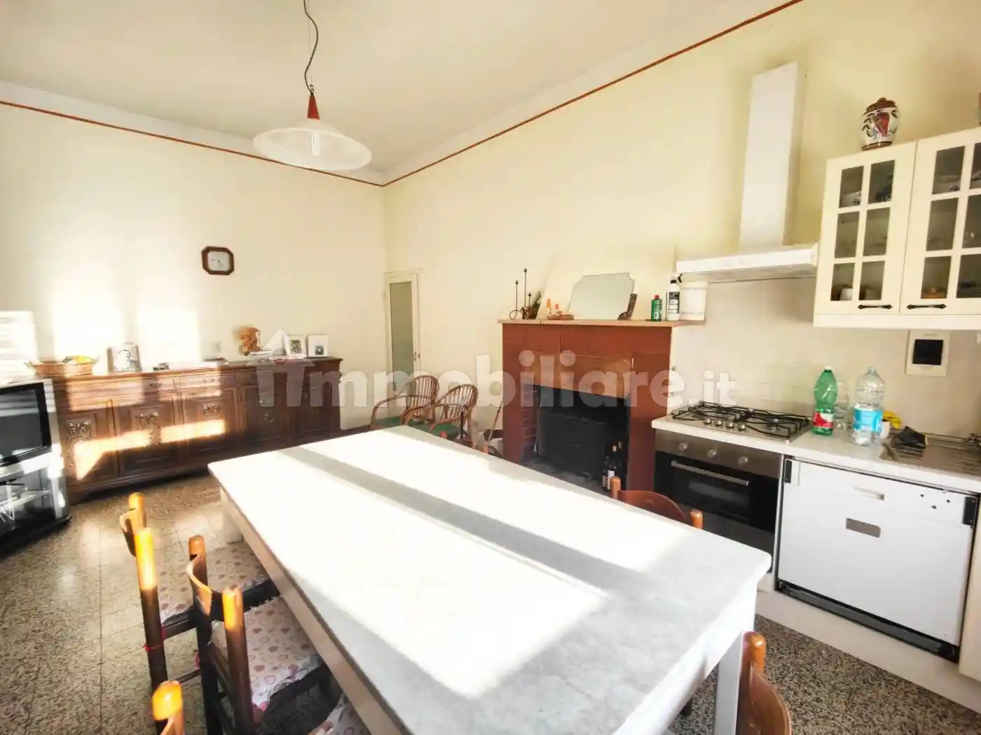 Appartamento in vendita a Bucine