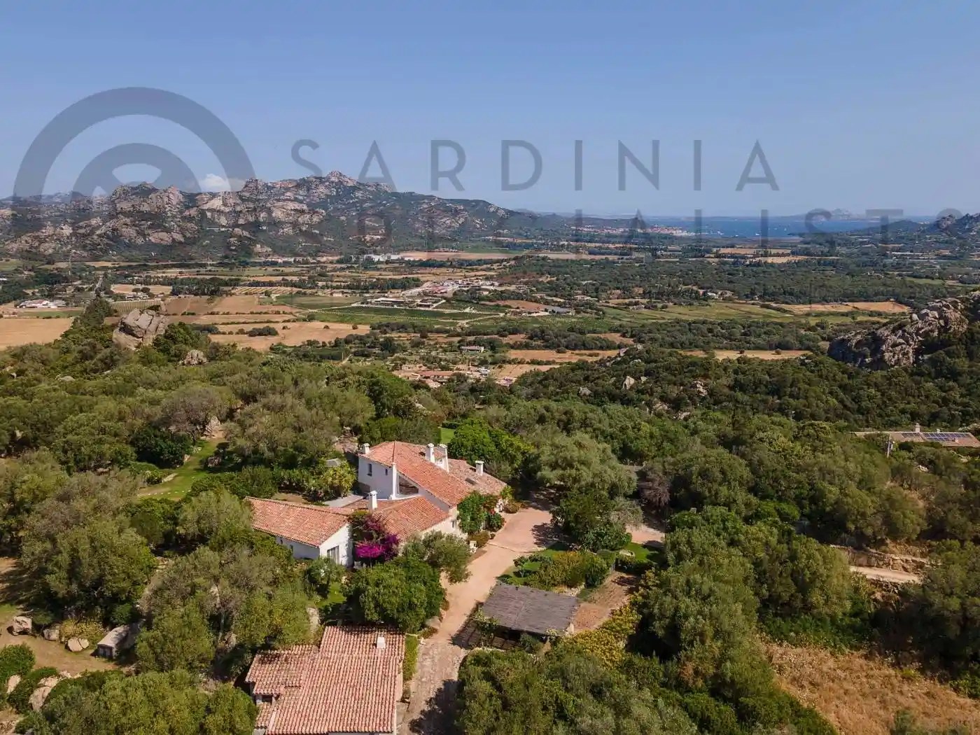 Villa unifamiliare via Buddeu 33, San Pantaleo, Olbia - foto 2