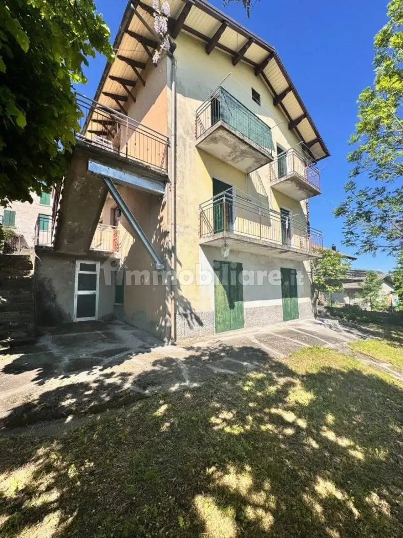 Villa in vendita a Lizzano in Belvedere