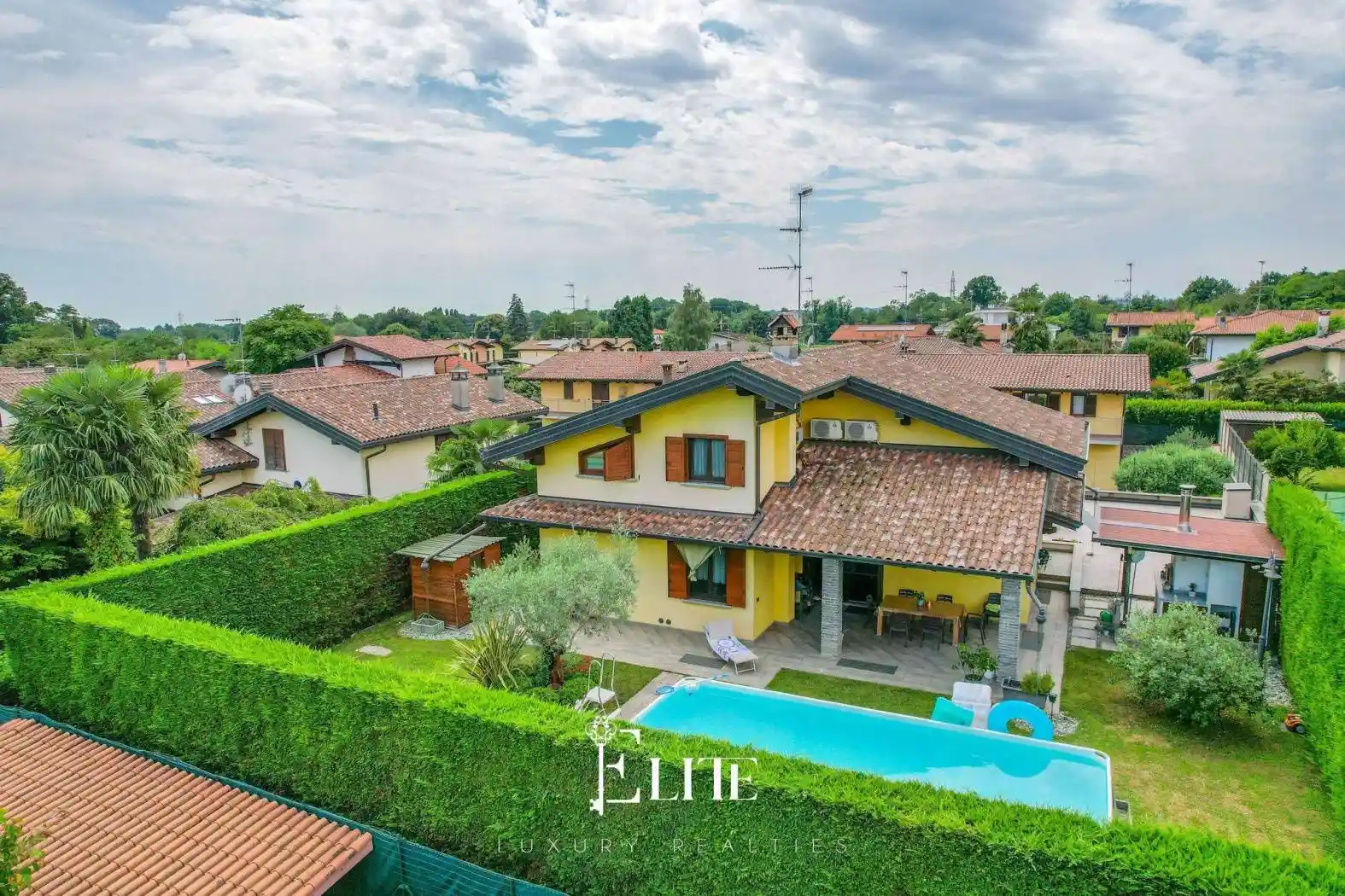 Villa in vendita a Somma Lombardo