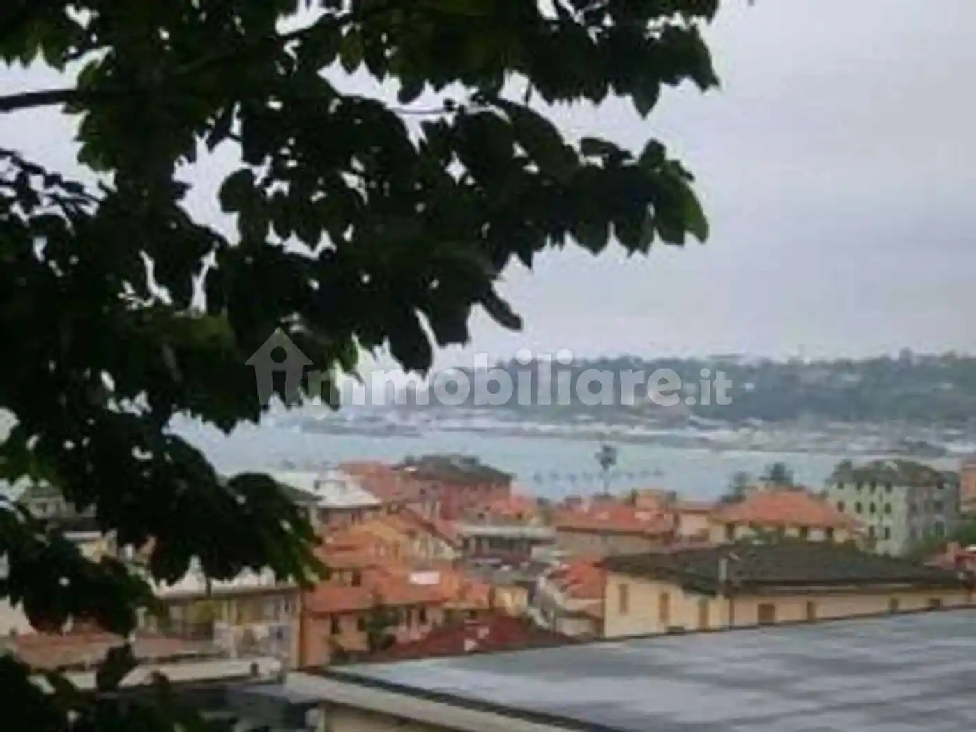 Appartamento in affitto a Varazze