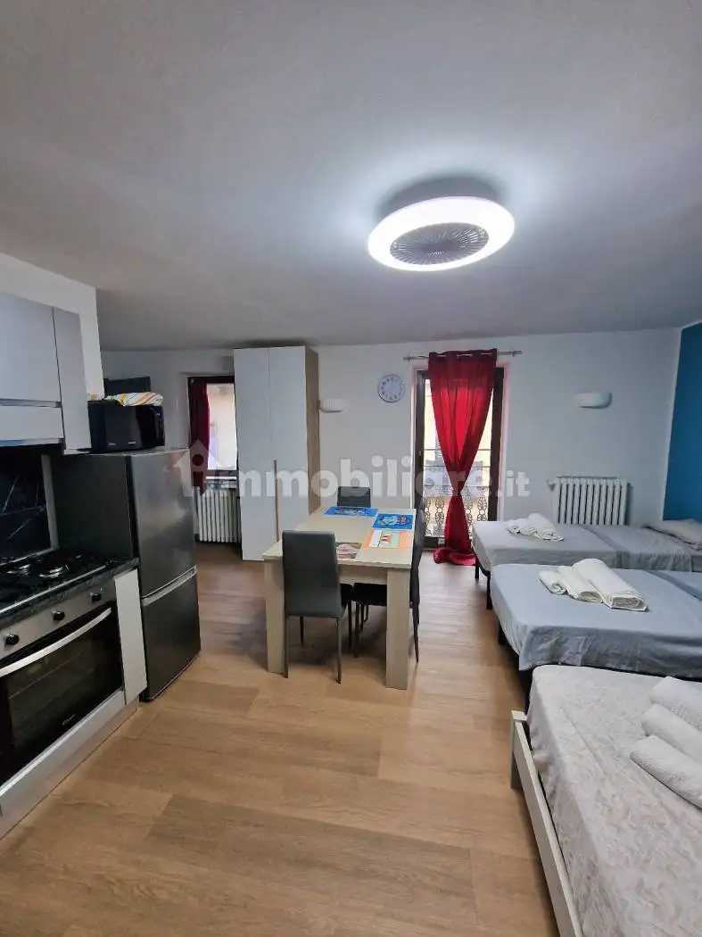 Bilocale via Roma 153, Centro, Casale Monferrato - foto 3