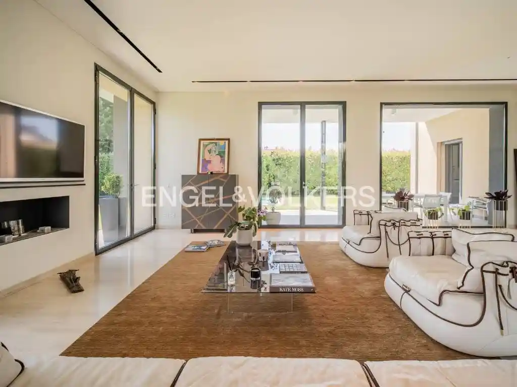 Villa in vendita a Parma