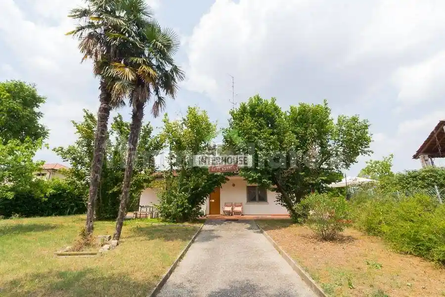 Villa in vendita a Fontanafredda