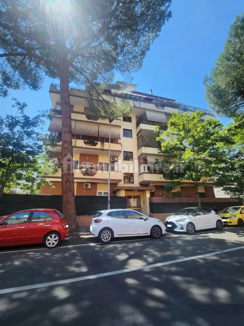 Appartamento in vendita a Guidonia Montecelio