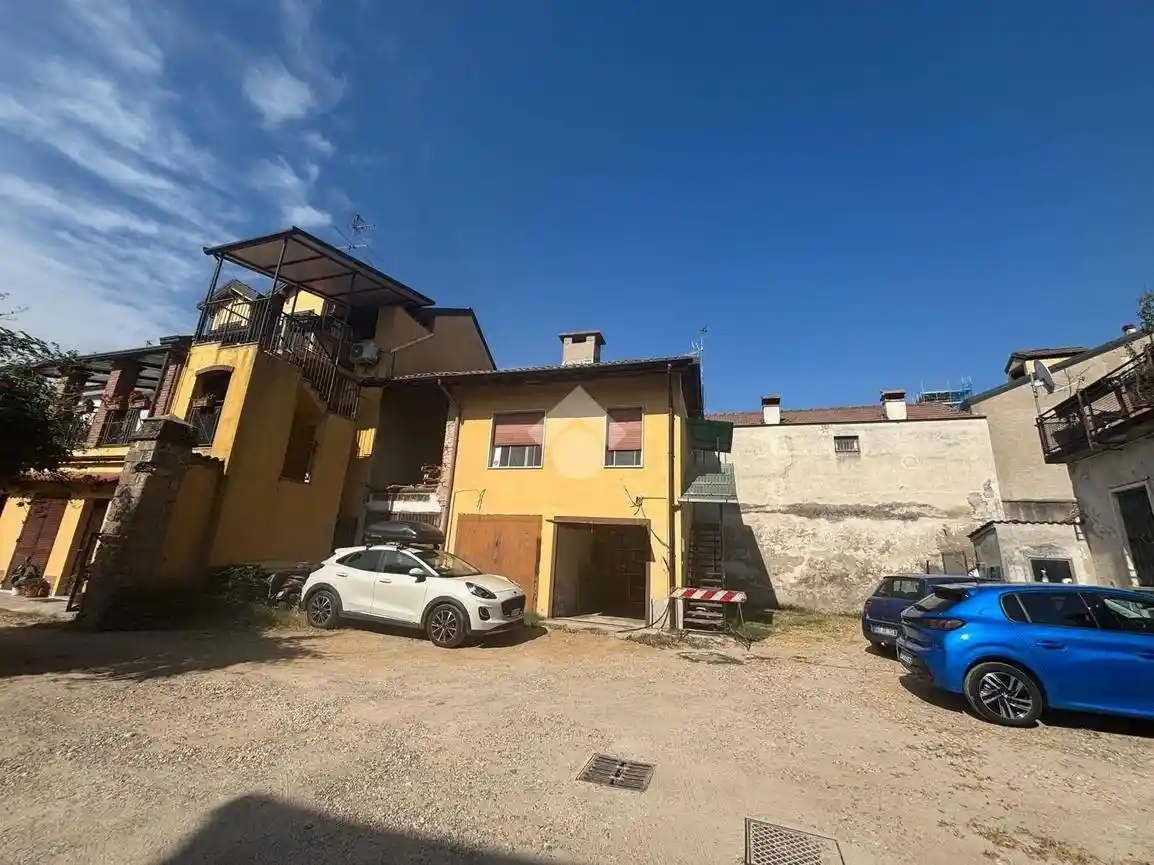 Appartamento in vendita a Motta Visconti