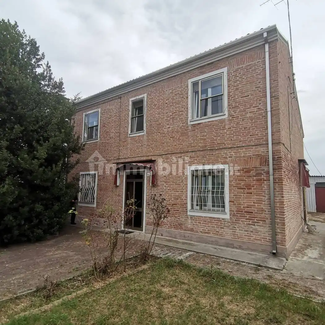 Casa indipendente in vendita a Ferrara