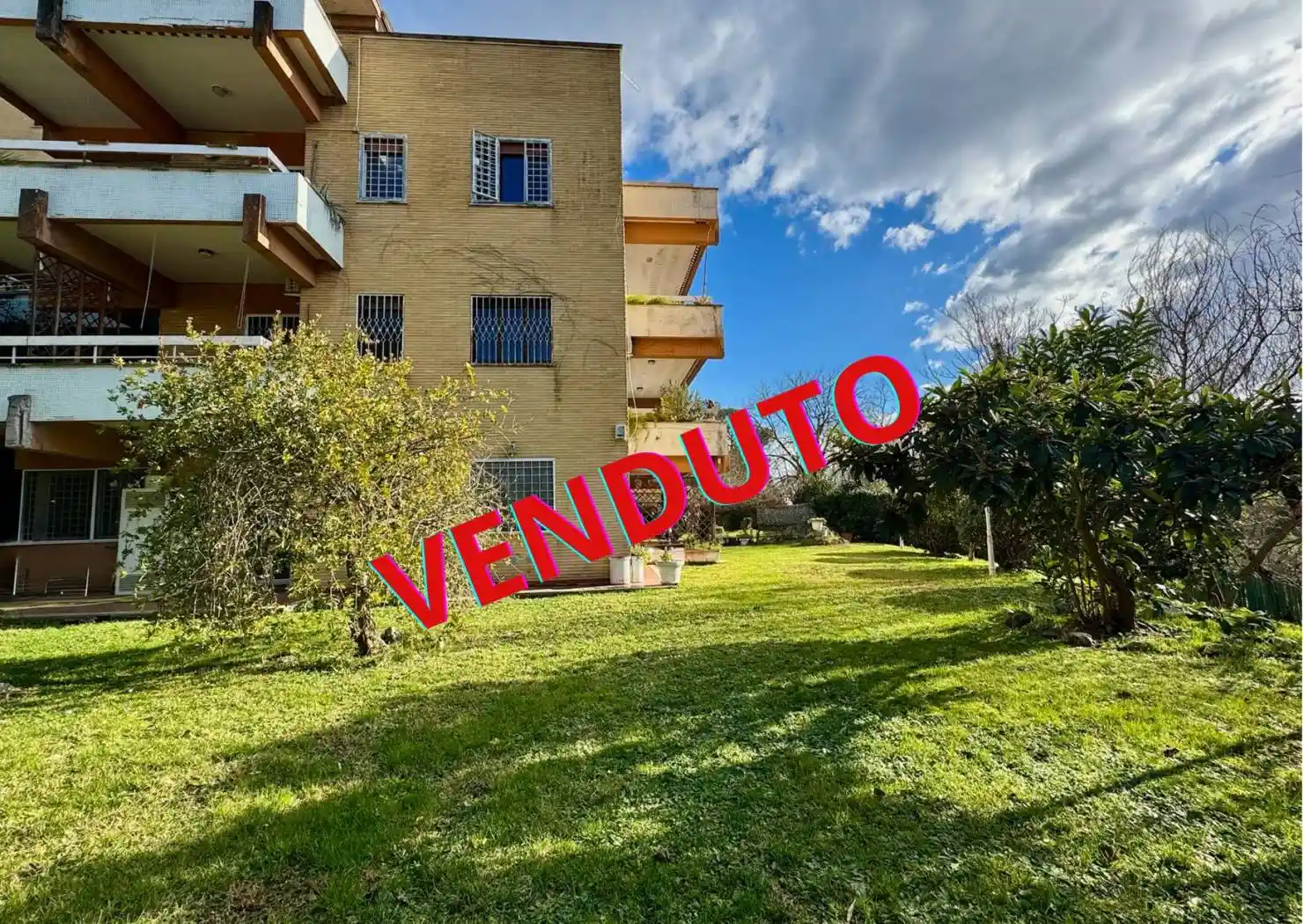 Appartamento in vendita a Roma