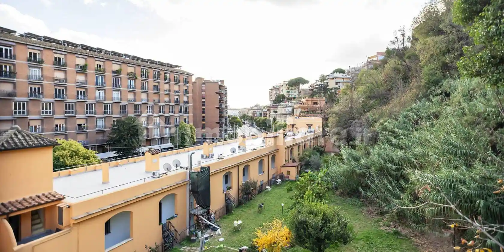 Appartamento in vendita a Roma