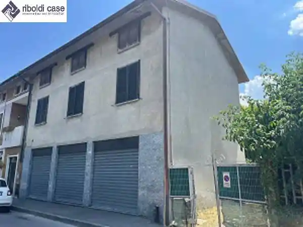 Casa indipendente in vendita a Giussano