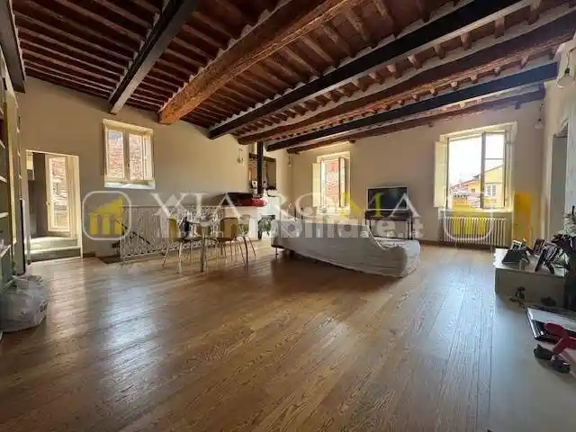 Appartamento in vendita a Lucca