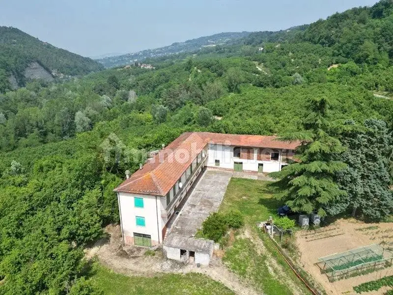 Rustico - Casale in vendita a Cravanzana