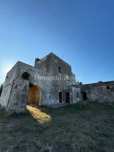 Palazzo - Edificio in vendita a Otranto