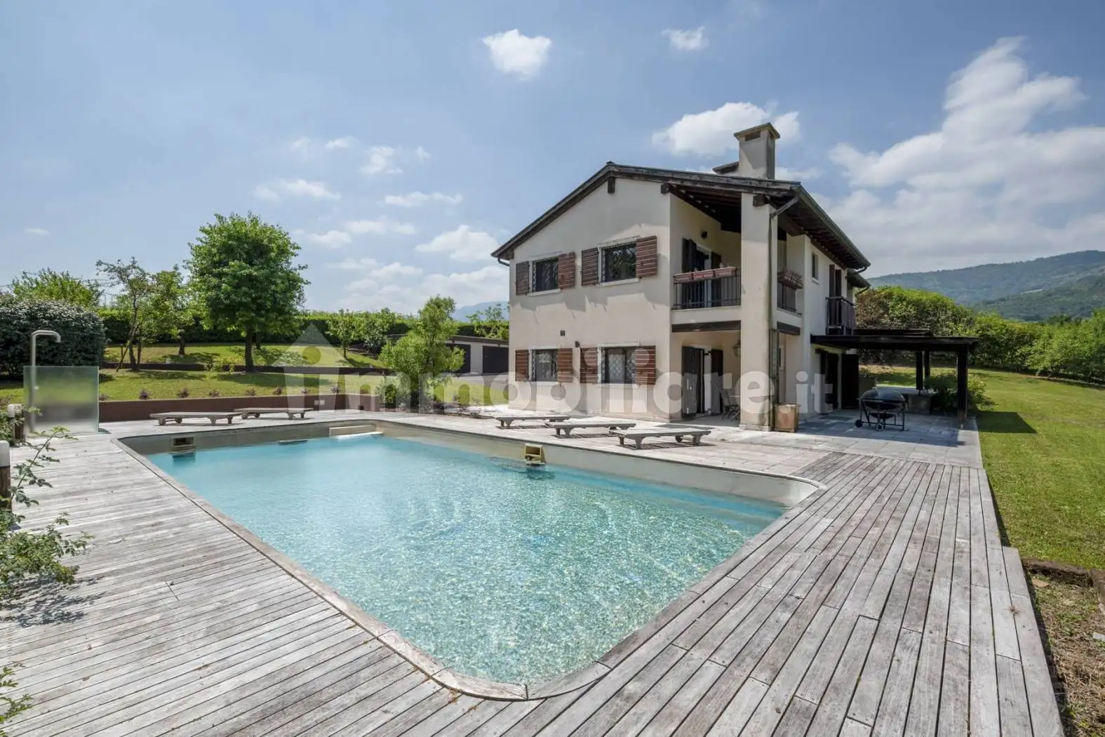 Rustico - Casale in vendita a Cavaso del Tomba