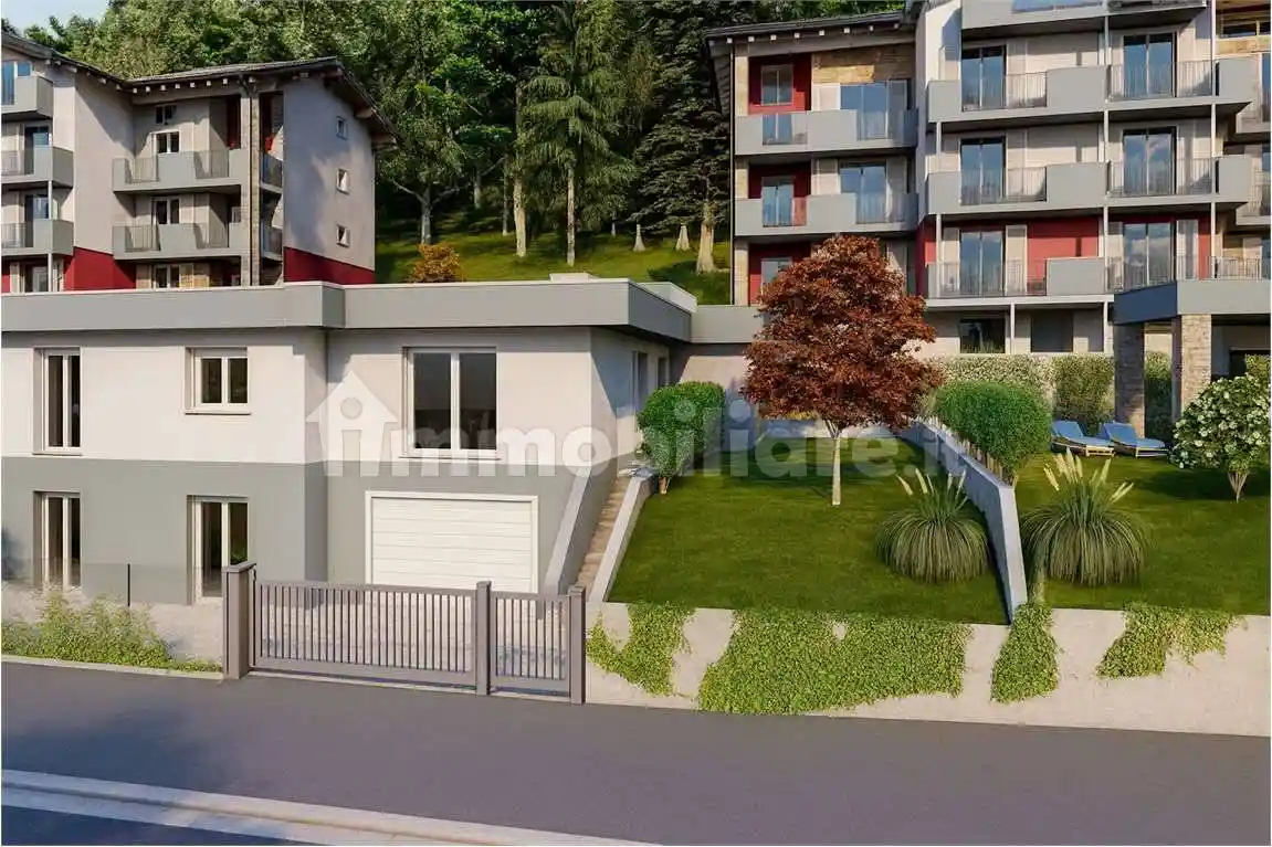 Villa in vendita a Saltrio