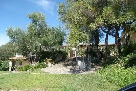 Rustico - Casale in vendita a Arzachena