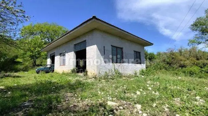 Rustico - Casale in vendita a Roccagloriosa