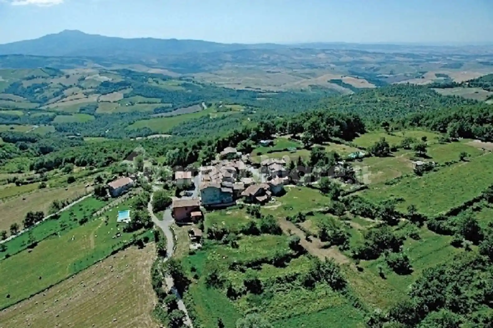 Rustico - Casale in vendita a Sarteano