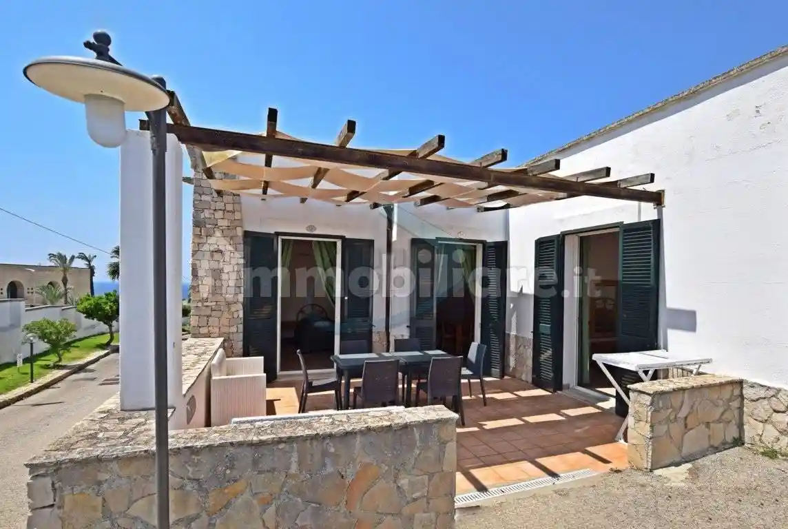 Appartamento in vendita a Castrignano del Capo