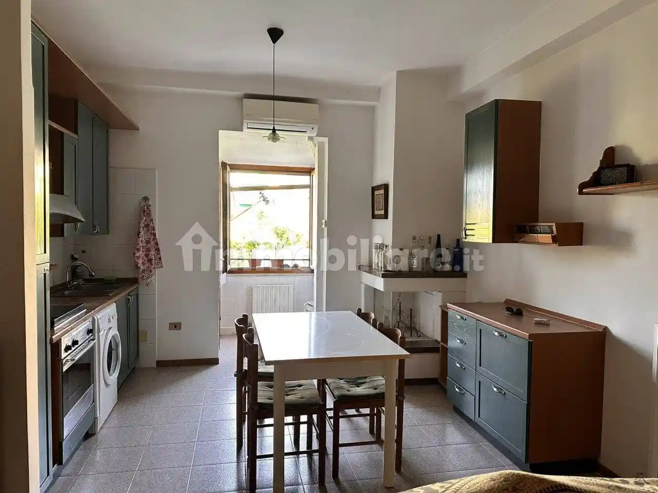 Appartamento in vendita a Ancona