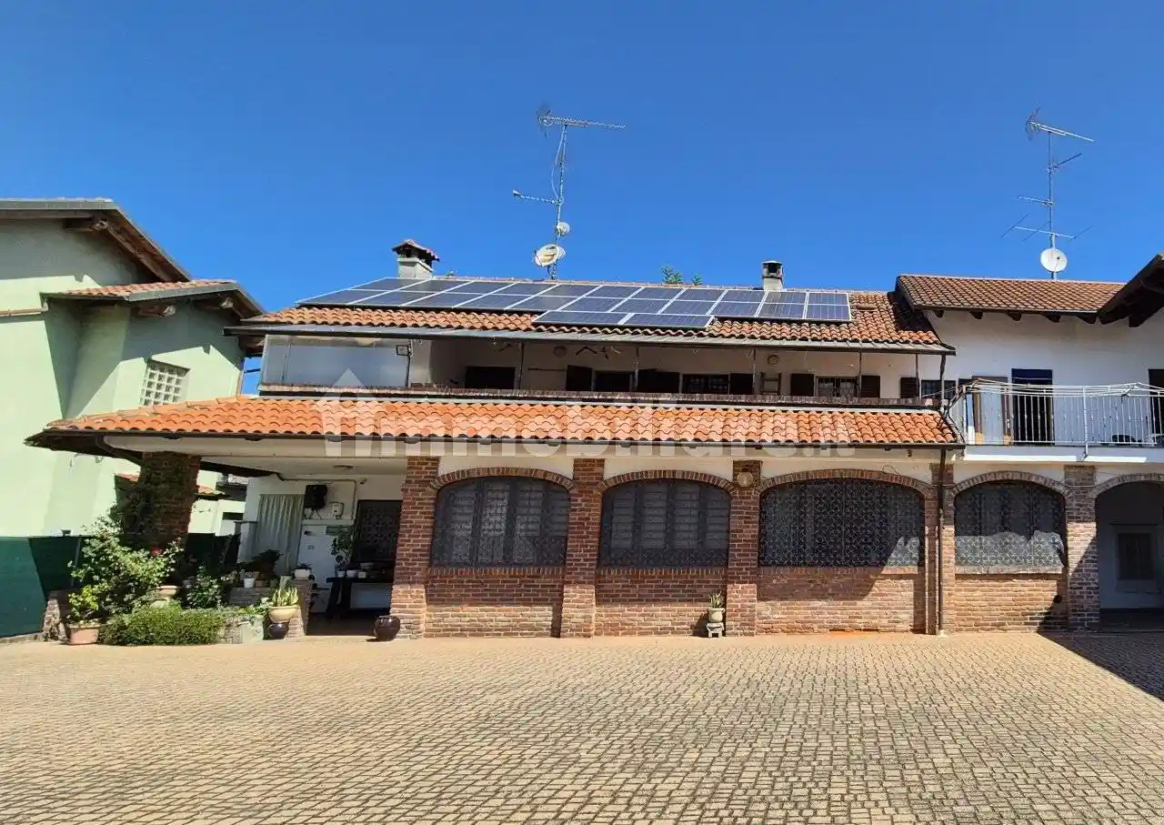 Villa in vendita a Crescentino