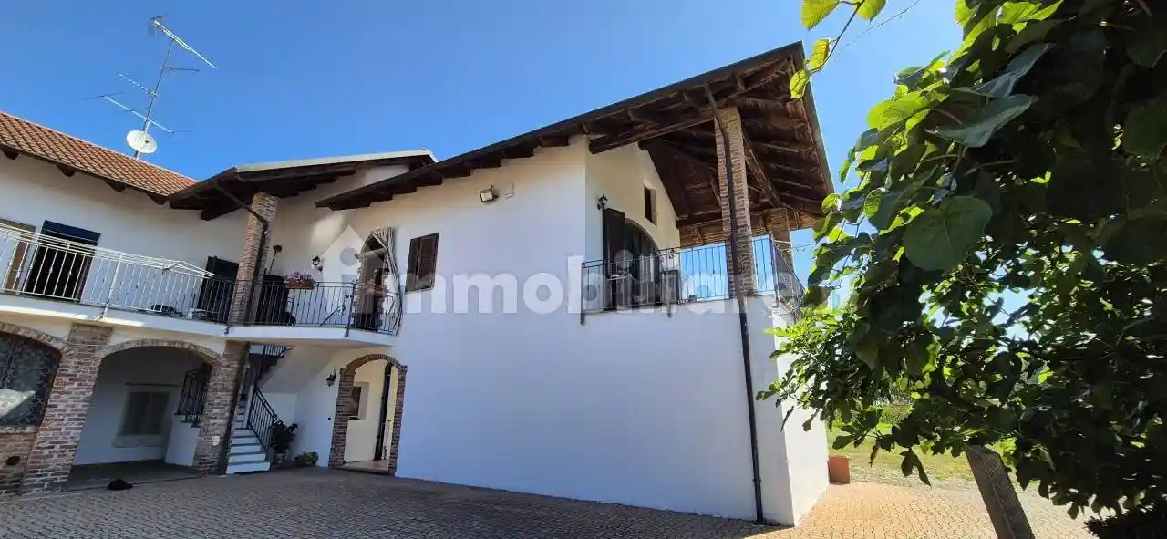 Villa in vendita a Crescentino