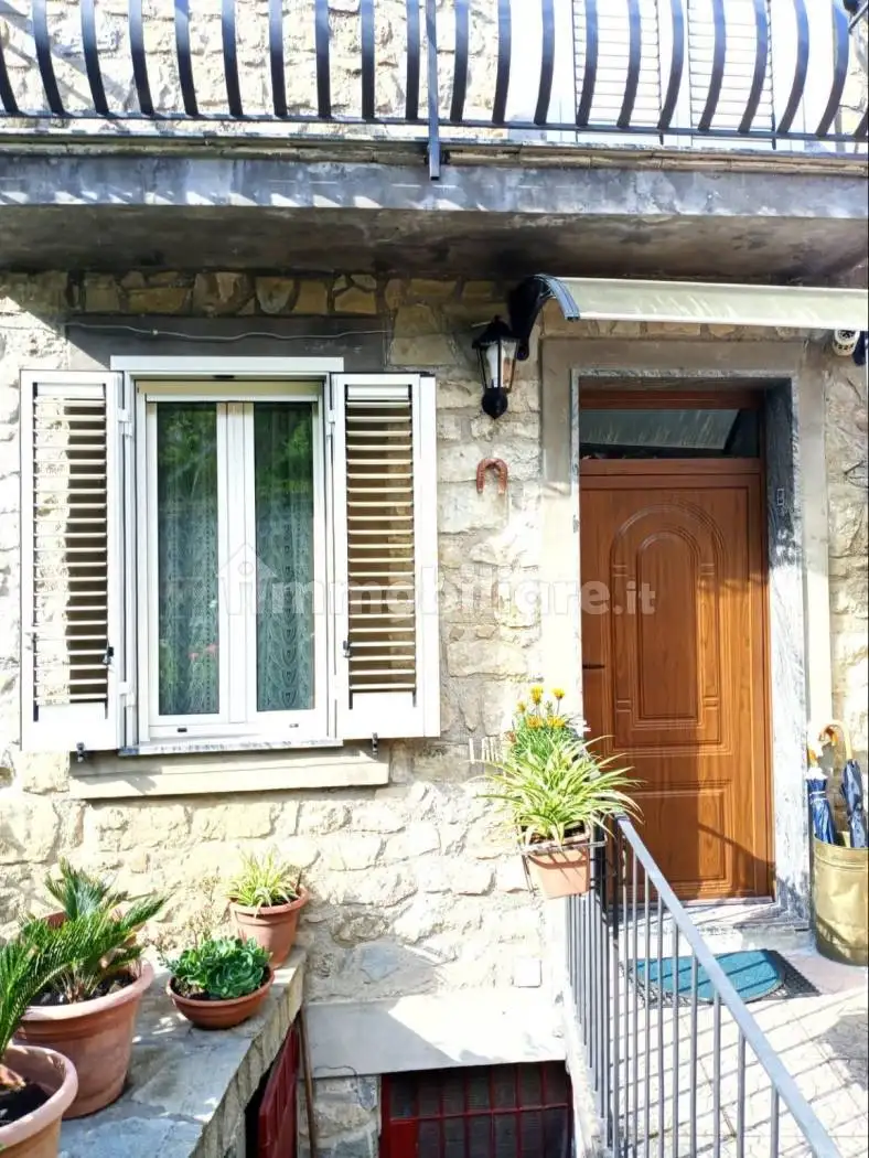 Casa indipendente in vendita a Sessa Cilento