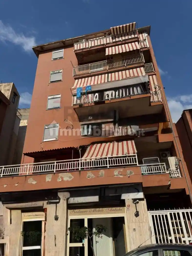 Appartamento in vendita a Palermo
