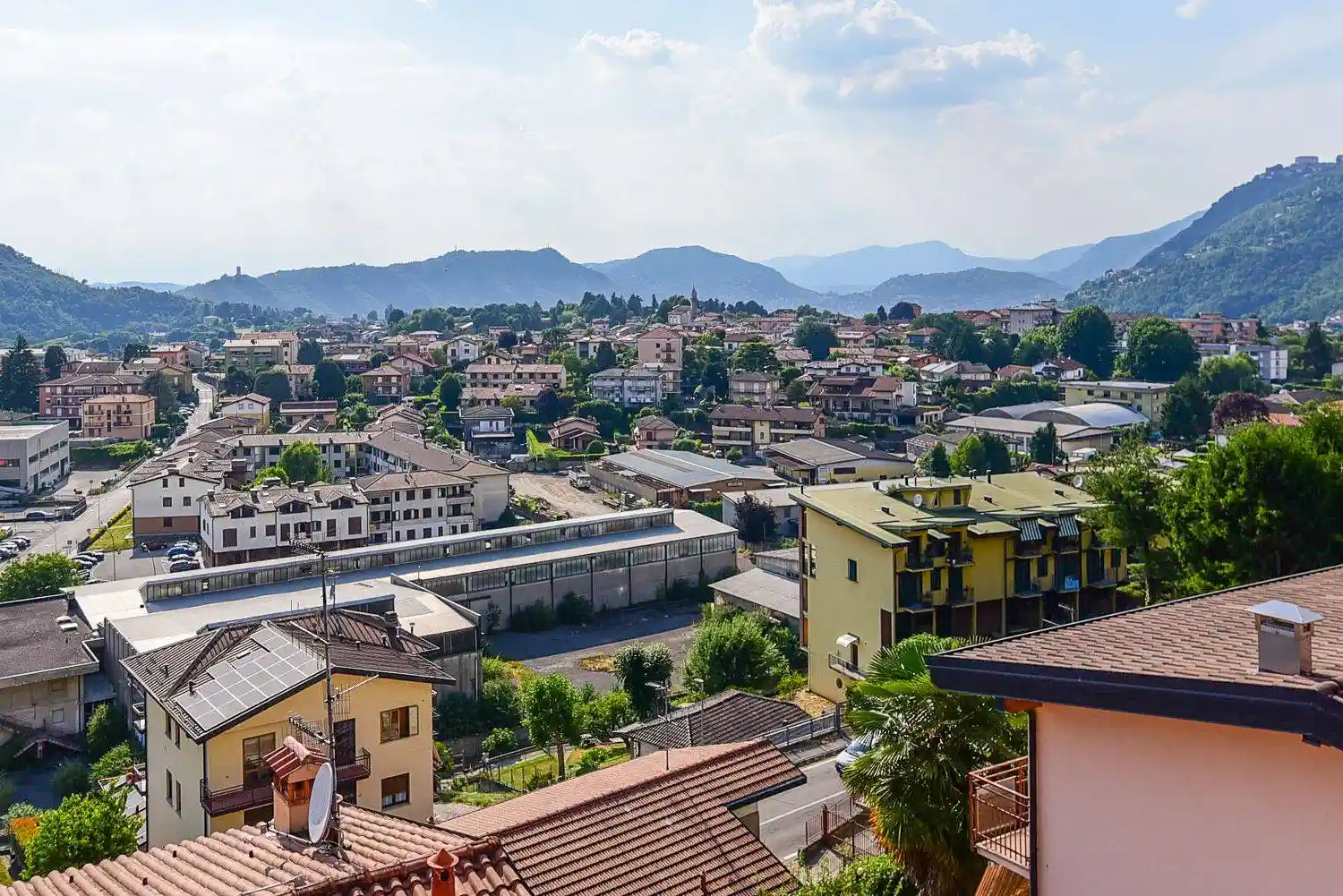 Appartamento in vendita a Lipomo