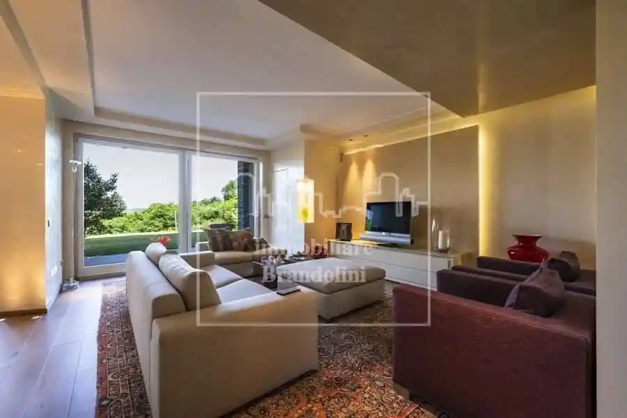 Appartamento ottimo stato, piano terra, Cartabbia, Varese - foto 2