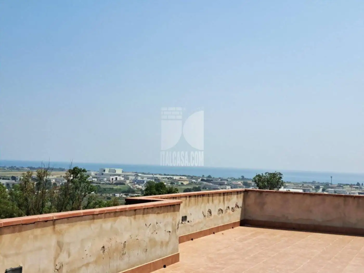 Palazzo - Edificio in vendita a Crotone