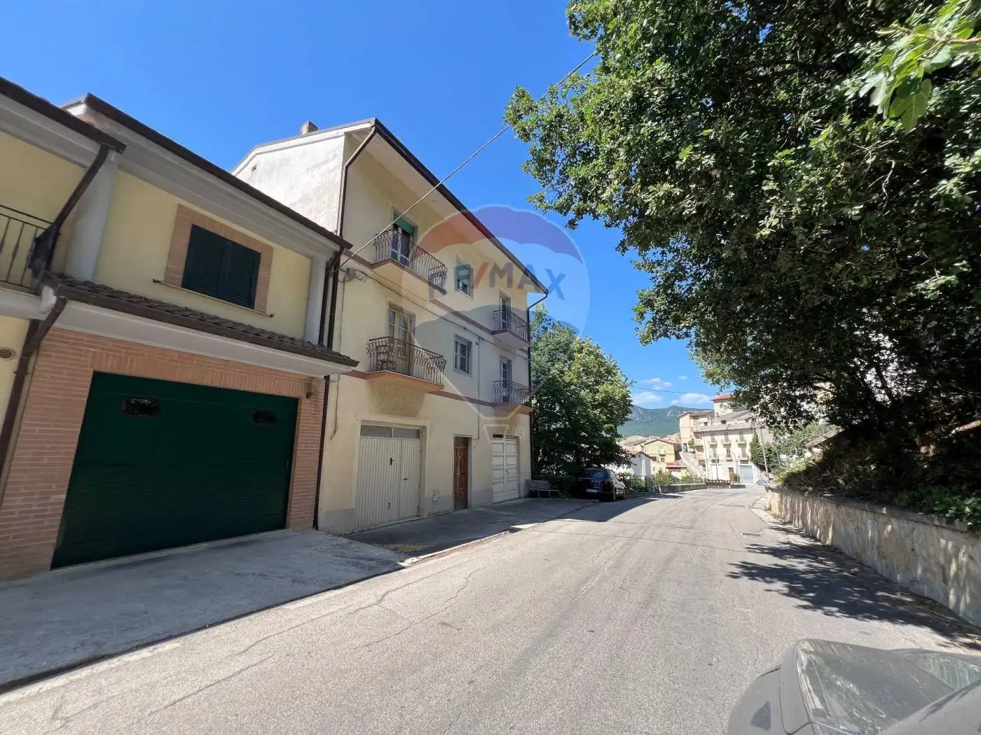 Terratetto plurifamiliare 329 m², buono stato, Colledimezzo - foto 2