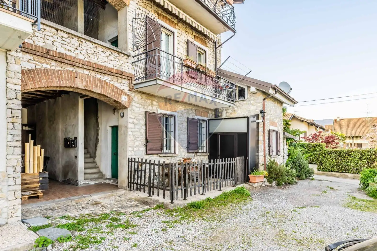 Appartamento in affitto a Biandronno