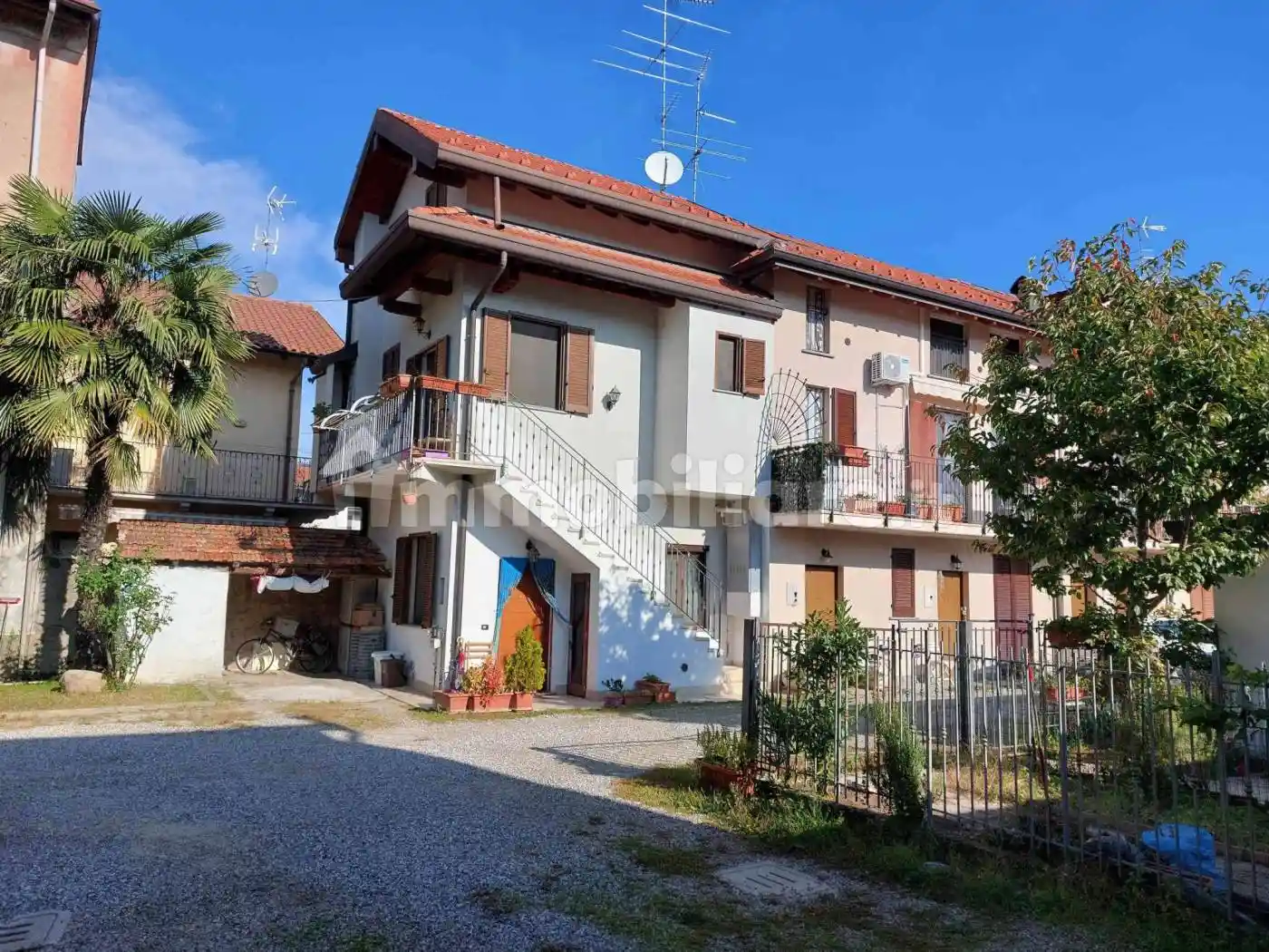 Casa indipendente in vendita a Tradate