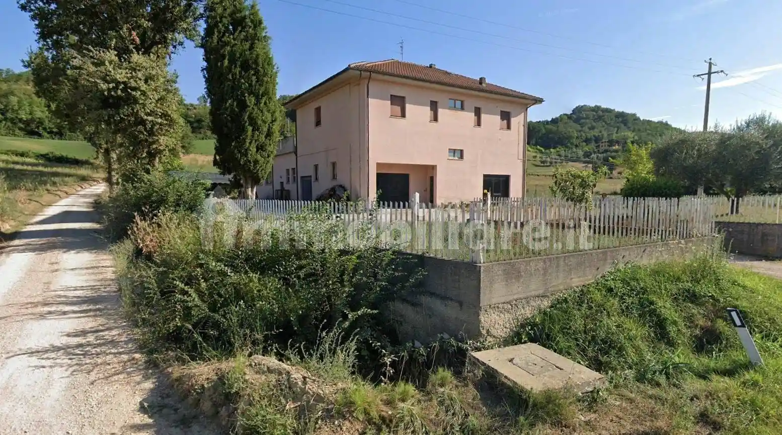 Palazzo - Edificio in vendita a San Severino Marche