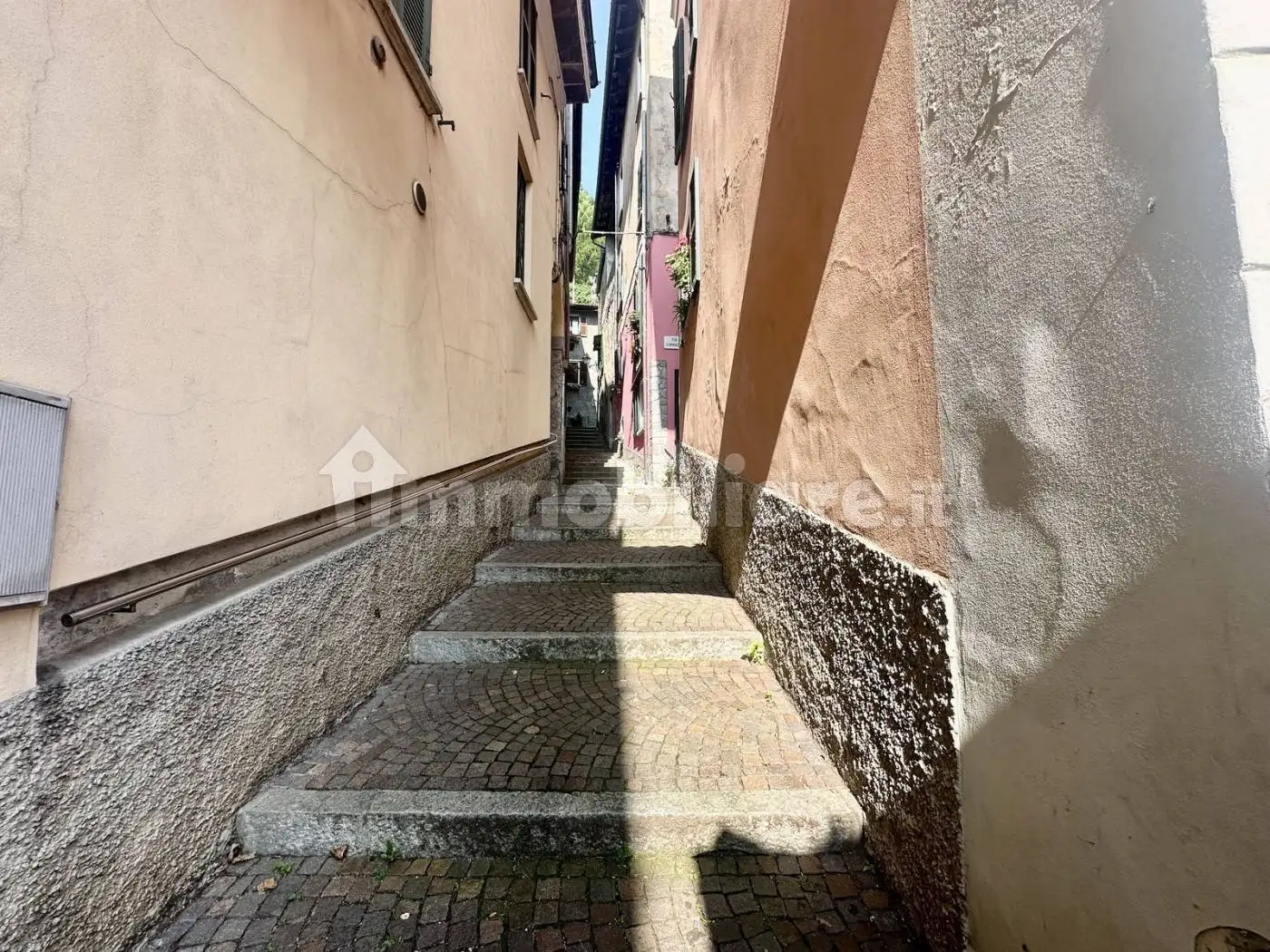 Appartamento via Torrazza, Dongo - foto 2