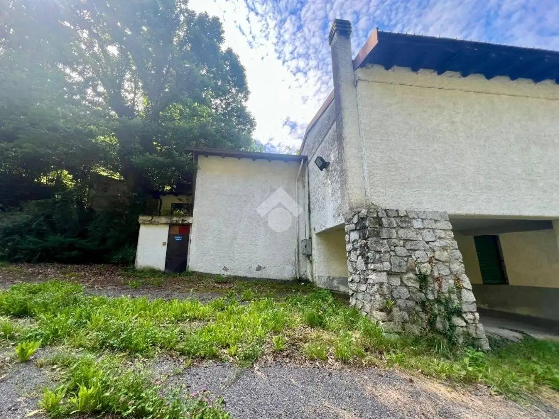 Terratetto unifamiliare via santi ippolito e cassiano, Centro, Edolo - foto 4